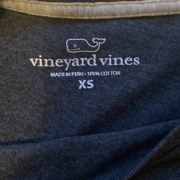 XS Vineyard Vines Long Sleeve T-Shirt - Picture 3 of 3